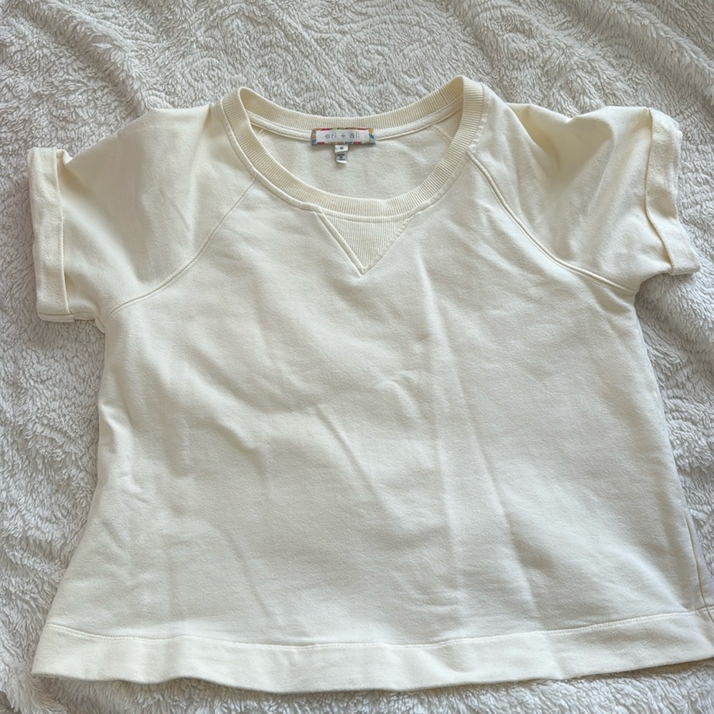 Cute crop top small